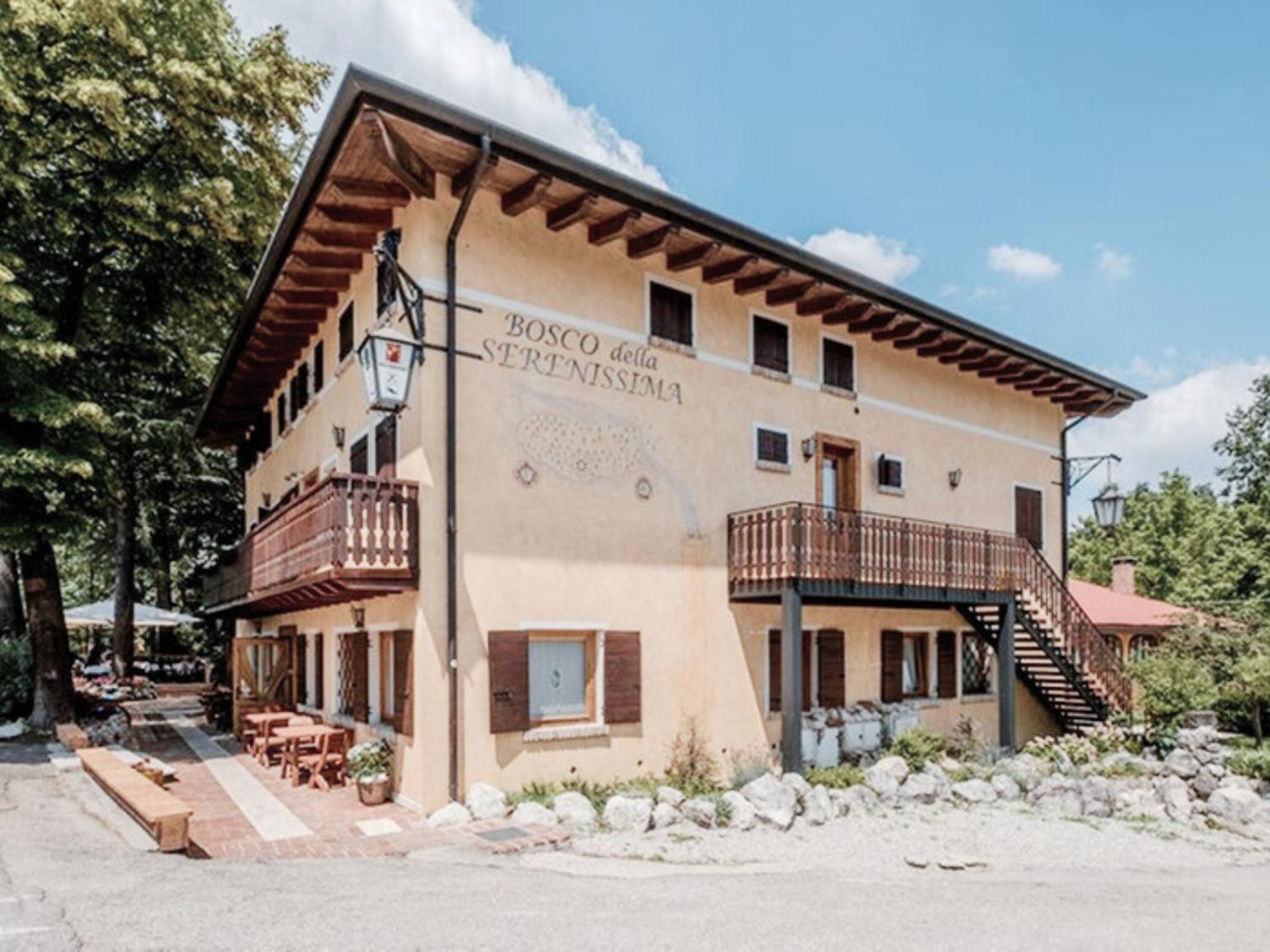 Locanda Al Cacciatore Nervesa della Battaglia Exterior photo